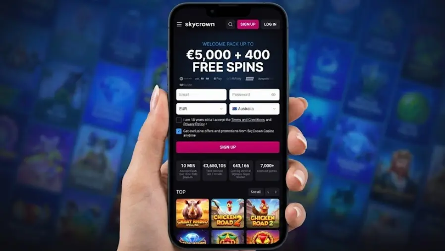 SkyCrown Casino mobile registration screen displaying welcome bonus and payment options.